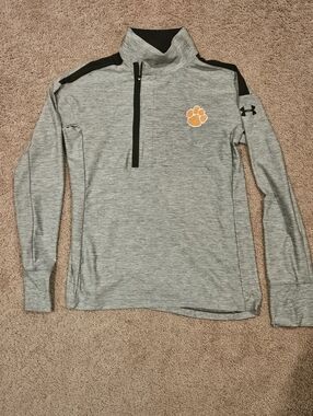 Under Armour Light Gray Quarter-Zip Pullover with Orange Paw